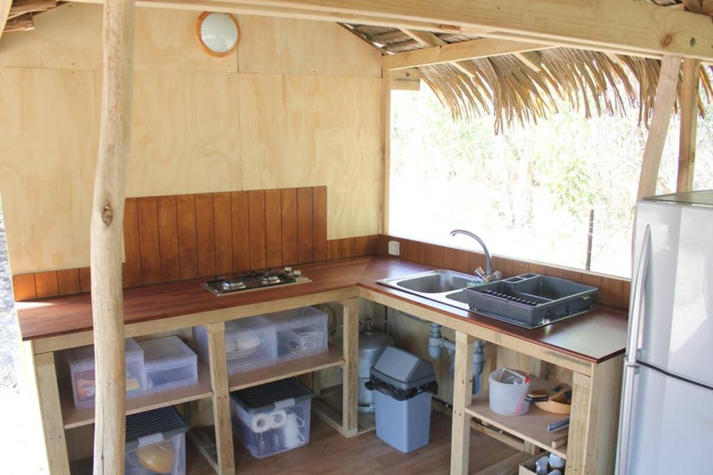 La Case, Un Espace Qui Invite A L'Essentiel ! Bouloupari Exterior photo